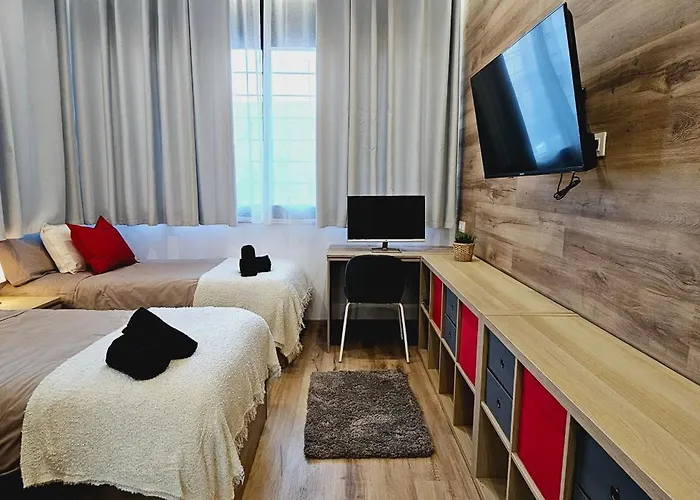 Gran Apartamento Ideal Grupos Muy Cerca Barcelona